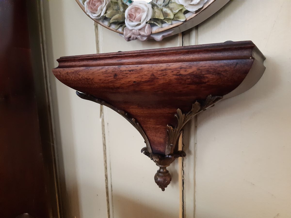 Regency rosewood wall bracket